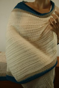 długi duży lekki szal GNC  0028084 / 70x220 cm 