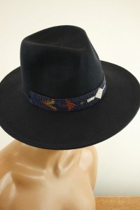 kapelusz damski wełniany  GRANAT /  r.54-57 cm  /  LUNA ITALIA /  078099011