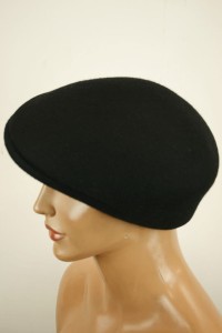 kaszkiet filcowy wełniany   r.56-58 cm  / ITALIA / JZ 0210944