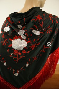 duża chusta haftowana z frędzlami 028403 butikdominiki.pl 