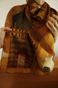 jedwabna apaszka  90x90 cm 04073992