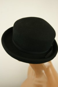 kapelusz filcowy czarny wełna /  r.55-58 cm  / 0521890