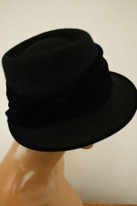 kapelusz damski sierść czarny /  r.54-57 cm  /  042226077
