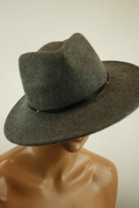 kapelusz damski wełniany filcowy /  r.56-59 cm  /  LUNA ITALIA /  07809904 (1)