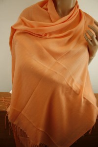 lekki gładki szal  0045226 MJW-NM    