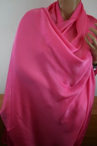 bardzo duży szal  jedwabny lejący JLS 0060208 jasna fuksja róż