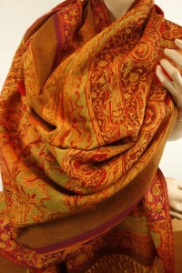 szal 100% wełna z kaszmiremwe wzory klasyczne  05272270 ITALIA 