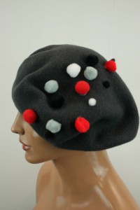 Beret damski new wool  z aplikacją KULECZKI /  0533514 / r.54-58 cm 