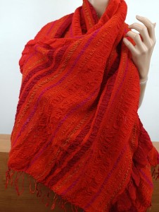 duży szal wełniany  strukturalny 100% wełna   GNC  00569544