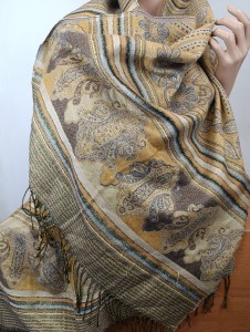  szal nabłyszczany elegancki wzory  09800605