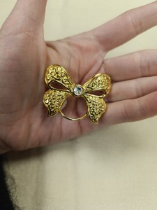 zapinka do apaszki ,gawroszki ,szala /  0036706 kokarda