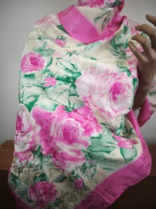 włoska jedwabna duża  chusta  apaszka żakard  elegancka 90x90 cm ITALIA  0076081