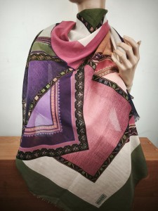  chusta  cienka wiskoza i wełenka 90x90 cm / 0025584