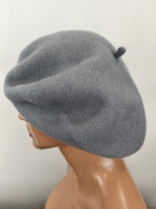 Beret duża średnica 12 cali czeski 100% wełna 054579 popiel