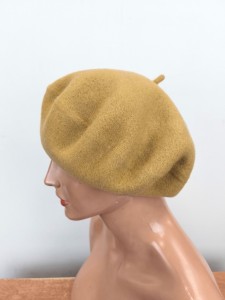 Beret wełniany 11,5 cali /  0050446 beż camel