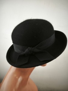 kapelusz filcowy czarny r.53-56 cm  wełna 0021005