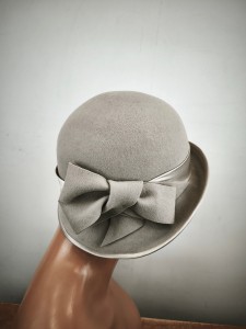 włoski kapelusz elegancki wełniany asymetryczny  ITALIA COMPLIT 12 /  rozm.53-56 cm /  0084101 beż kamienny chłodny