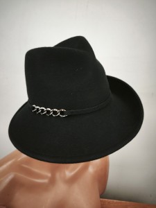 włoski kapelusz wełna asymetryczny  ITALIA COMPLIT  r.54-58,5 cm  / 14070904 czarny 