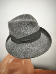 włoski kapelusz wełna asymetryczny  ITALIA COMPLIT  r.54-58,5 cm  / 14070914 popiel melanż