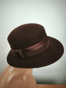 kapelusz filcowy wełniany klasyczny /   r.54-56 cm / 8100540 brąz