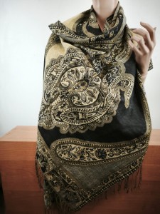 duży szal we wzory cieplejszy  wełna z wiskozą  0522049 butikdominiki.pl  