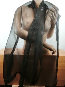 szal wieczorowy jedwabny mgiełka 006981 czarny 