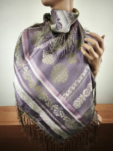  apaszka chustka jedwabna żakardowa z frędzlami  75x75 cm/ 0033040