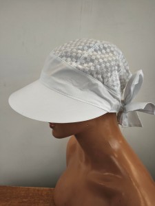 czapka bawełniana z gumką wiązana rozm. 52-57 cm   / 009844  biała 