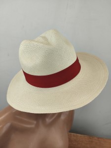 kapelusz PANAMA - ORYGINALNA EQUADOR / r. 54-56 cm  /  1179010 jasny beż ciemno czerwony otok 