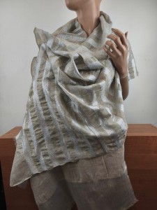szal cienka wełenka mgiełka  ITALY  00275001  / 70x220 cm 