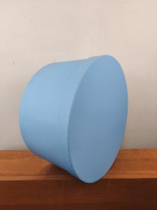 pudło pudełko na kapelusze  średnica 34 cm  wysokość 17 cm  / 00720015