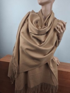 duży  miękki szal ciepły  z kaszmirem  0228604 beż camel 