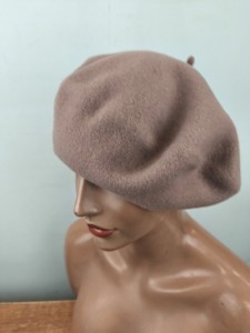 beret czeski 11,5 cali / śred.29 cm / woolmark 100% wełna / 055216 kakao różowe