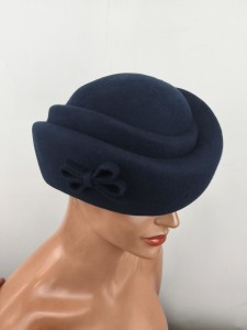 elegancki toczek damski filcowy wełniany rozm. 54-57 cm / 0501480 ciemny granat 