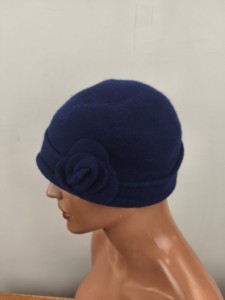 elegancka czapka wełniana new wool  SEEBERGER /   0554145  / rozm. 52-55 cm granat