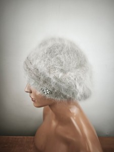 ciepła czapka obszerny beret wełna z angorą bez  r.uni  ADELLE 0117004 beż kamienny