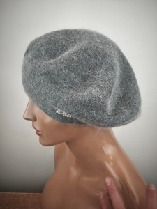 beret ciepła czapka wełna z angorą  r.uni  CARLA 0112501 popiel