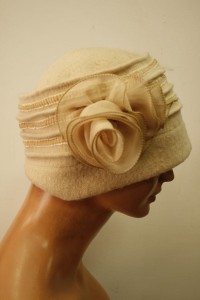 czapka  wełniana ITALIA  COMPLIT  0510027  /  r.56-61 cm  